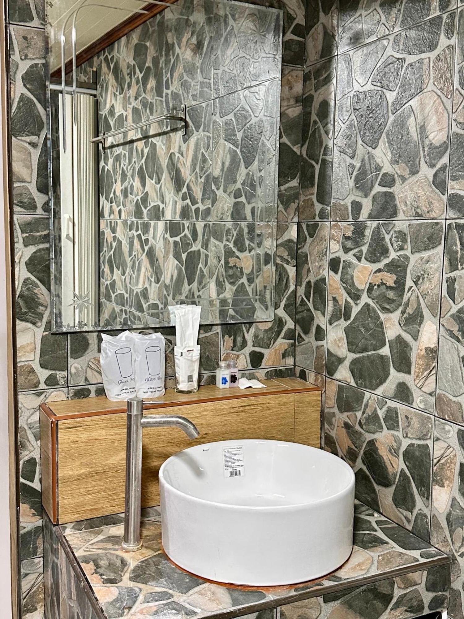 Rinna Resort Ko Mook Εξωτερικό φωτογραφία